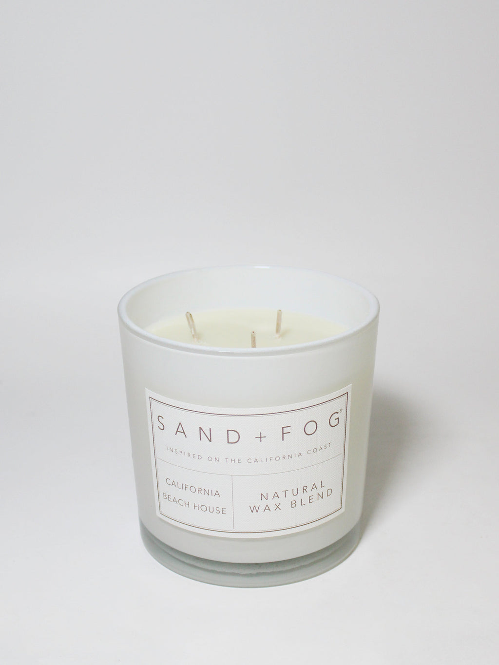 California Beach House 21 oz cozy scented candle
