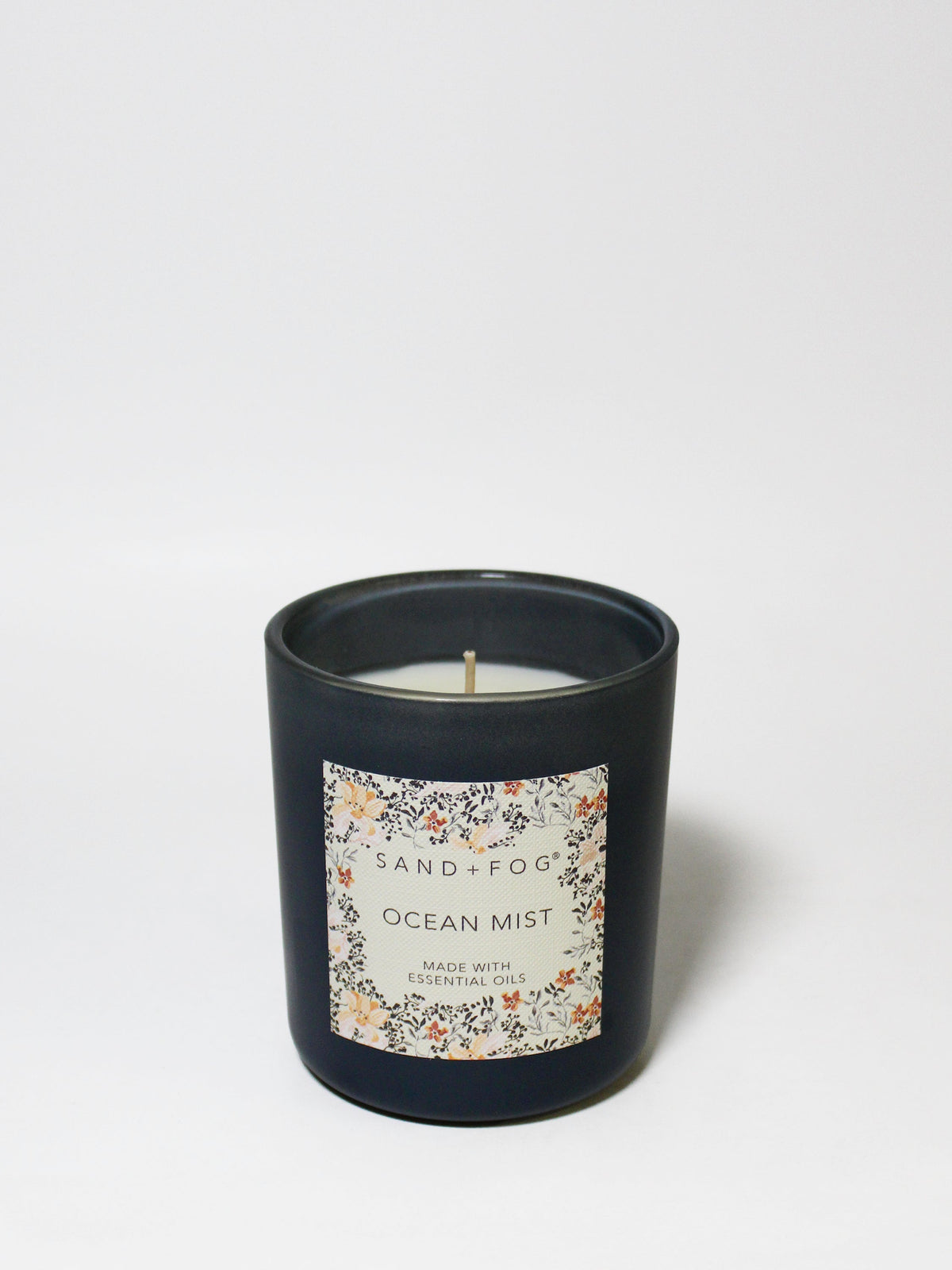 Ocean Mist 10 oz refreshing scented candle