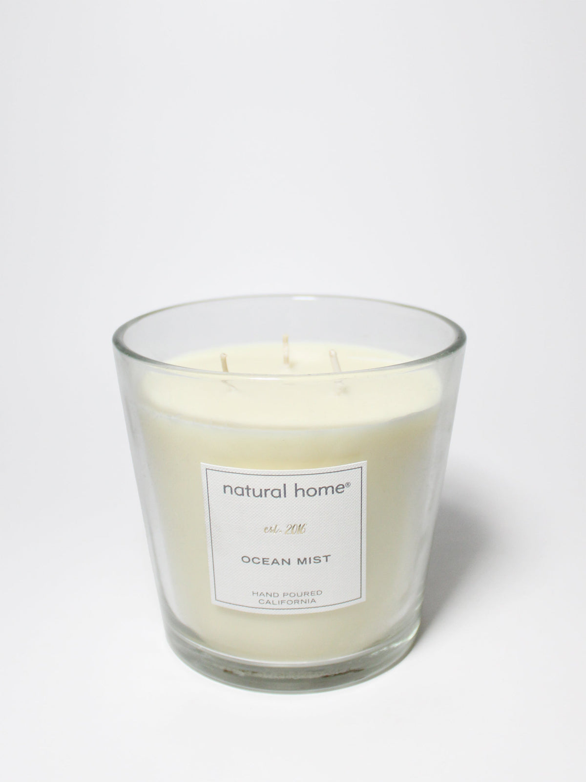 Ocean Mist Natural Home 31 oz refreshing scented candle