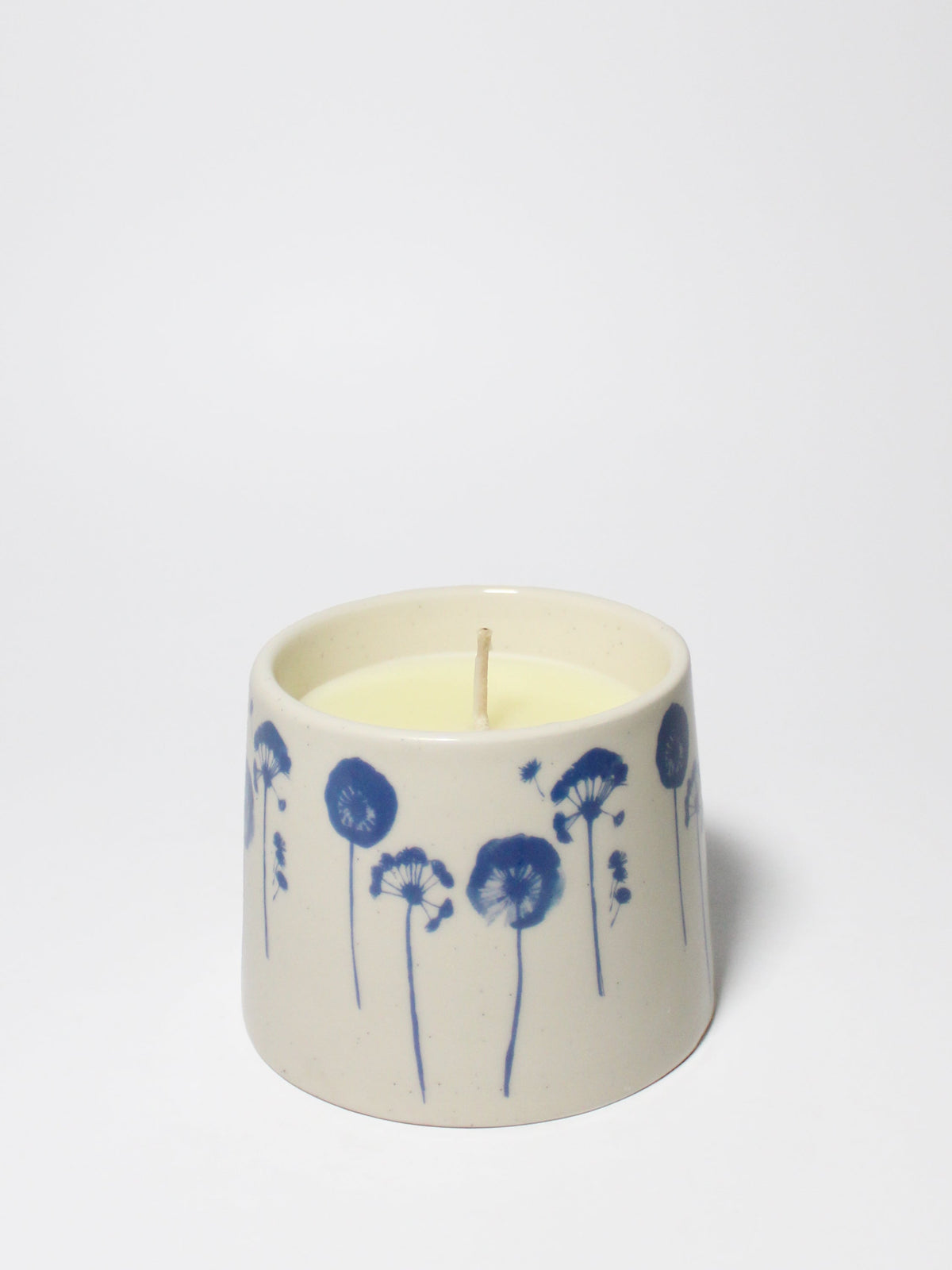 Ocean & Sea Salt Natural Home 7 oz refreshing scented candle