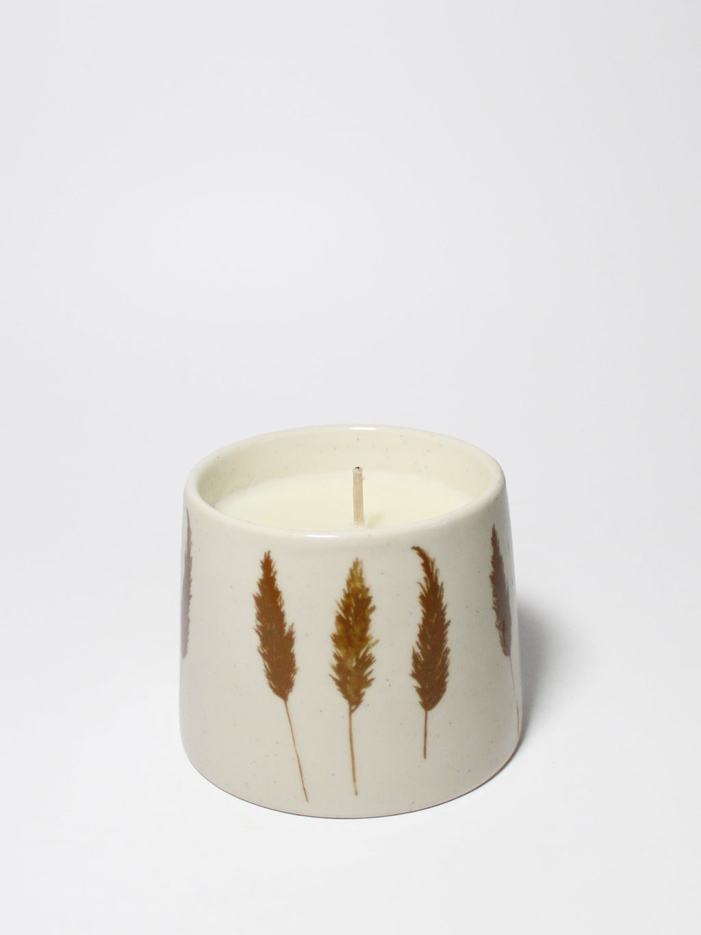 Amber & Fig Natural Home 7 oz cozy scented candle