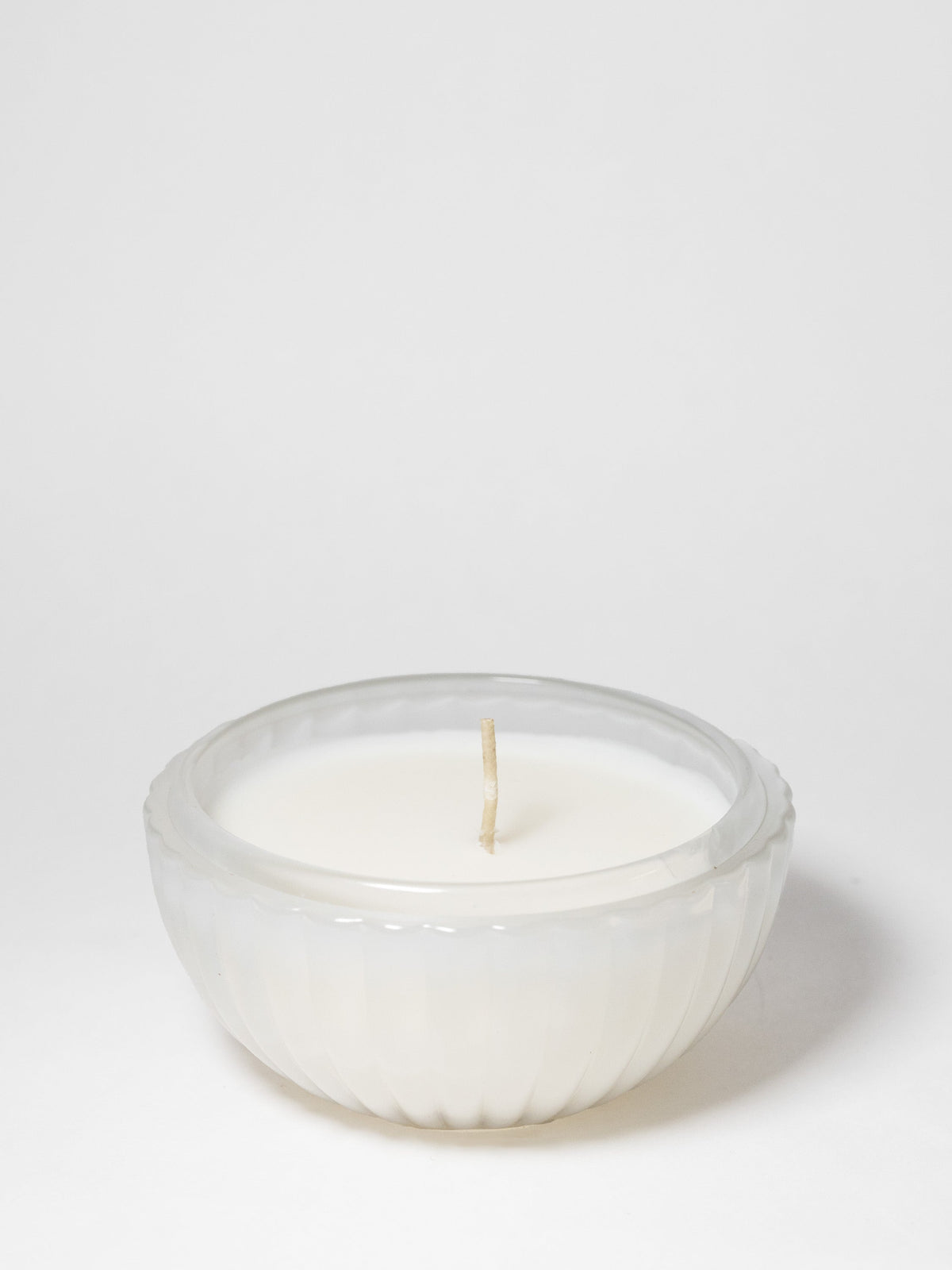 Winter White 6 oz calming scented candle