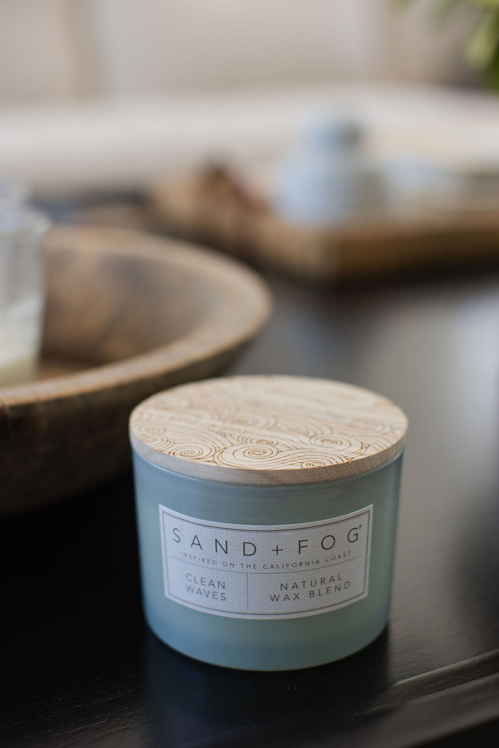 Clean Waves 12 oz refreshing scented candle