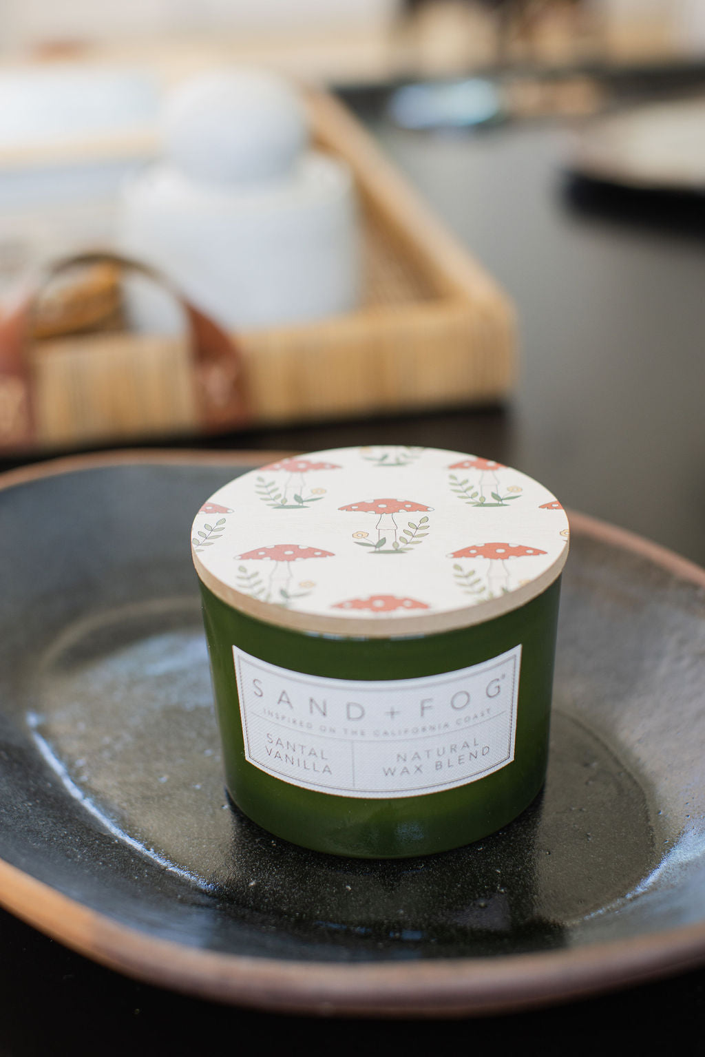 Santal Vanilla 12 oz cozy scented candle