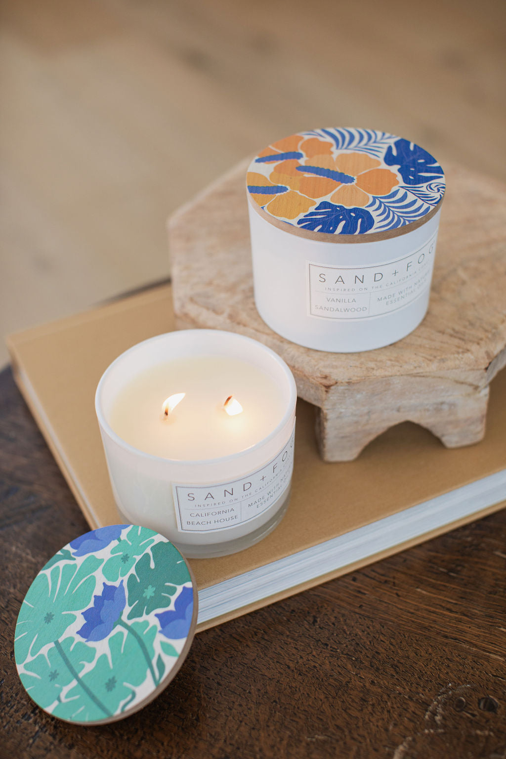 Vanilla Sandalwood 12 oz cozy scented candle