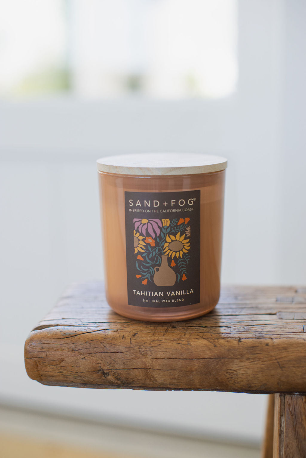 Tahitian Vanilla 10 oz cozy scented candle