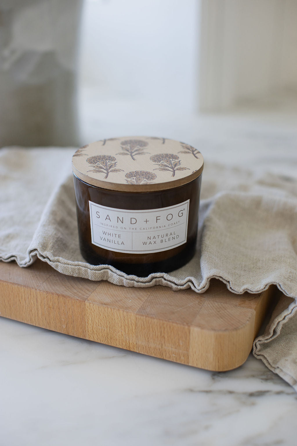 White Vanilla 12 oz cozy scented candle