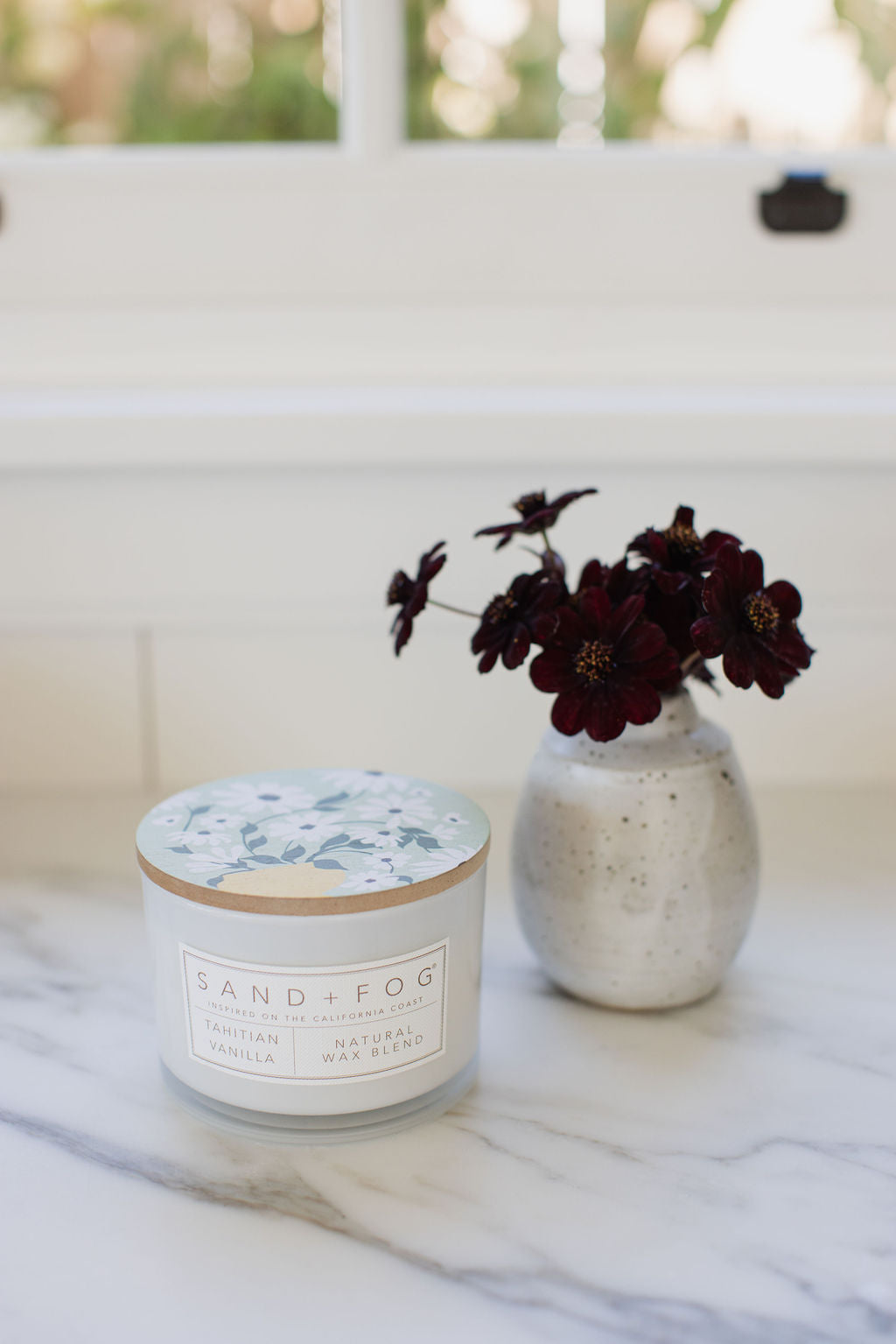 Tahitian Vanilla 12 oz cozy scented candle