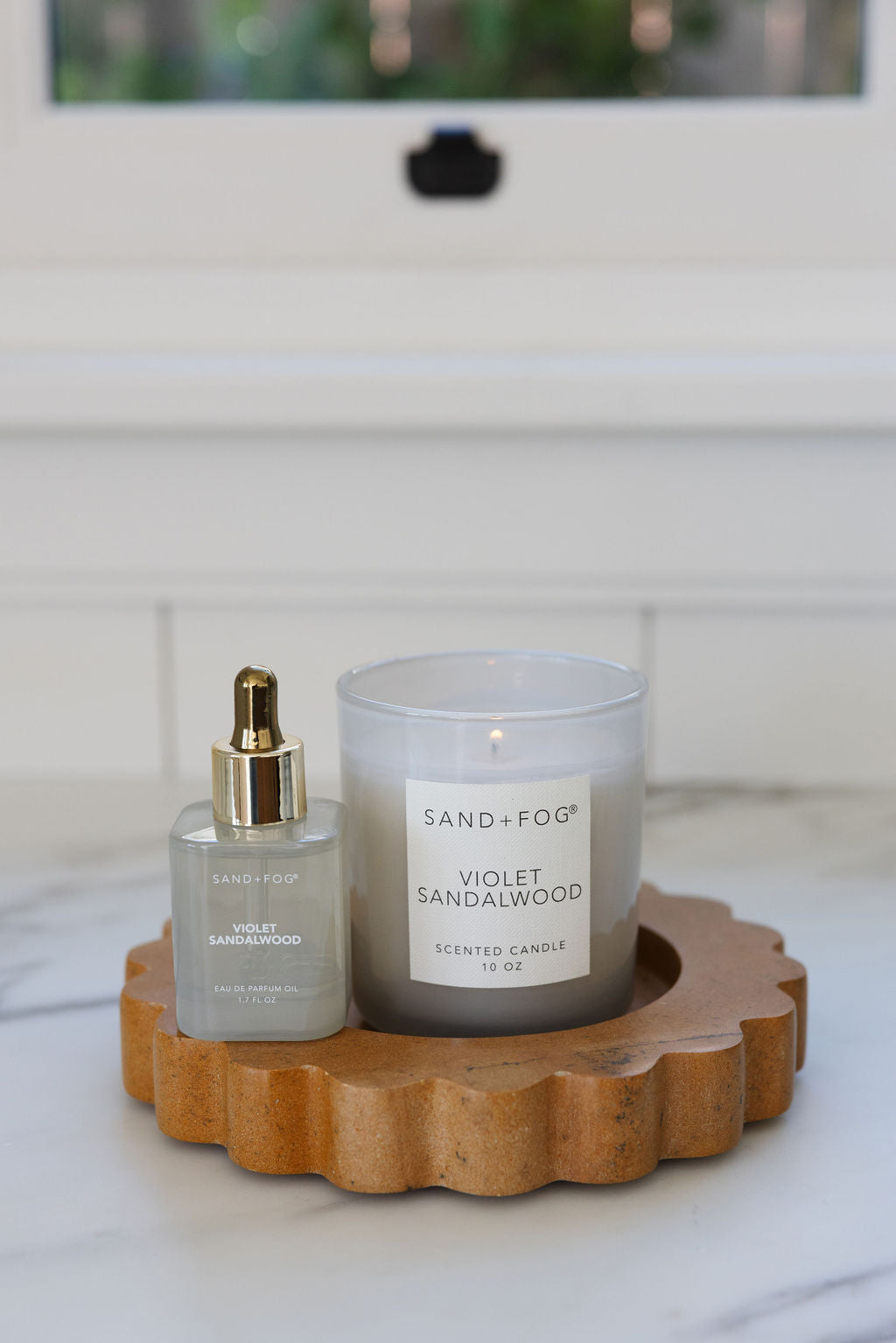 Violet Sandalwood 10 oz cozy scented candle