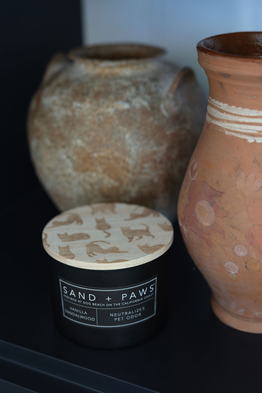 Sand + Paws Vanilla Sandalwood 12 oz cozy scented candle