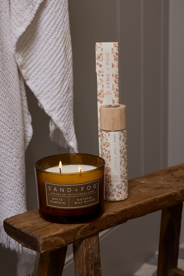 White Pumpkin 12 oz cozy scented candle