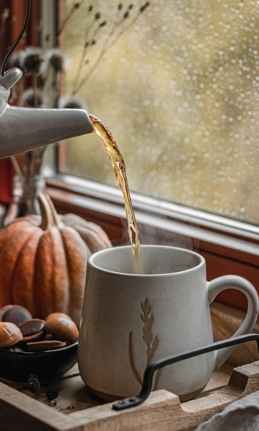 Cozy Amber 12 oz warm scented candle