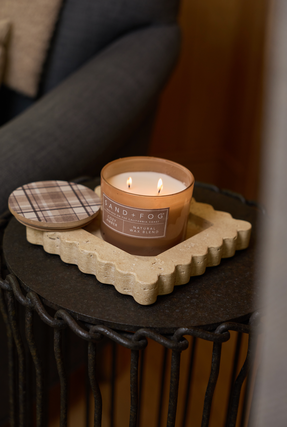 Cozy Amber 12 oz warm scented candle