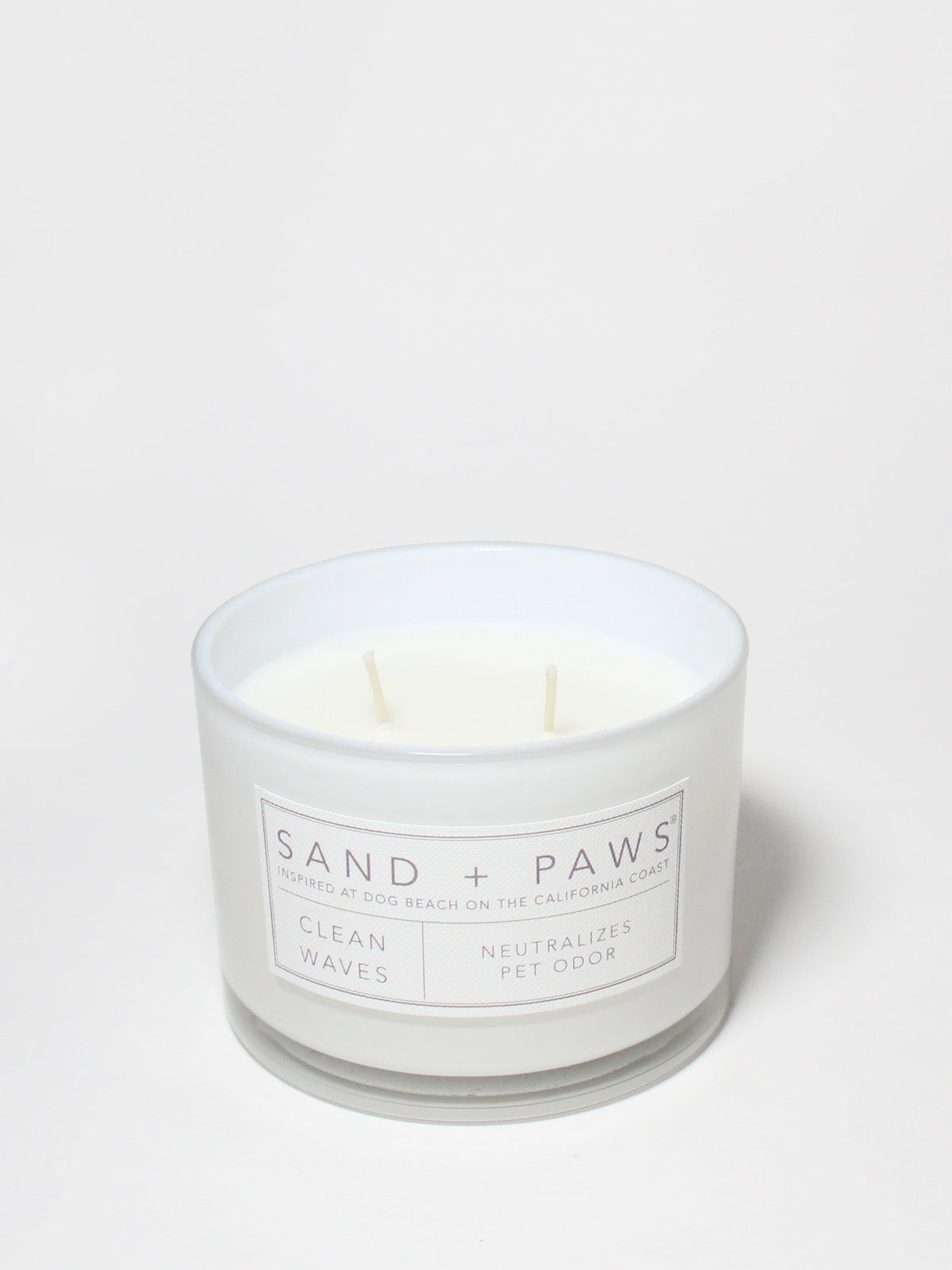 Sand + Paws Clean Waves 12 oz refreshing scented candle